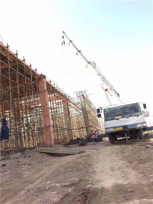 白银区吊车作业的安全注意事项有哪些？